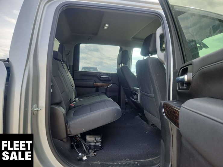 2021-gmc-sierra-2500hd-image-13