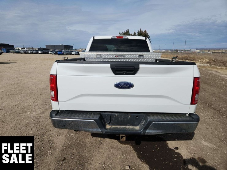 2015-ford-f150-image-22