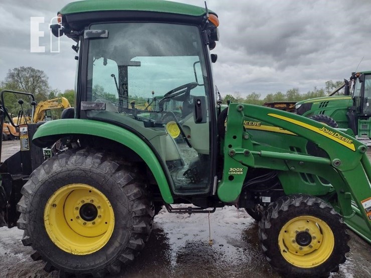 2011-john-deere-3720-image-25