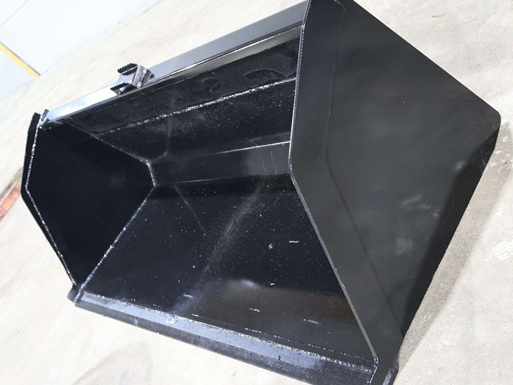 84-in.-skid-steer-snow/litter-bucket-image-3