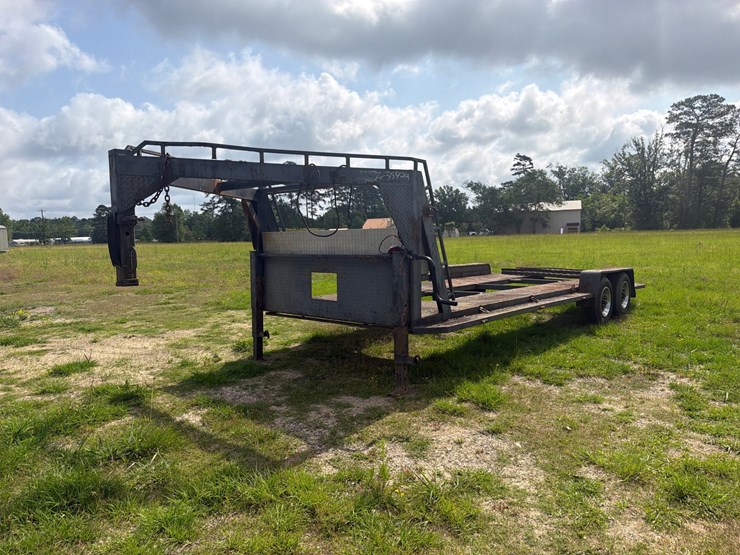 #35624-•-20ft-gooseneck-trailer-with-ramps-|-no-title-image-1