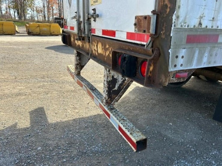 2000-utility-53-ft-image-32