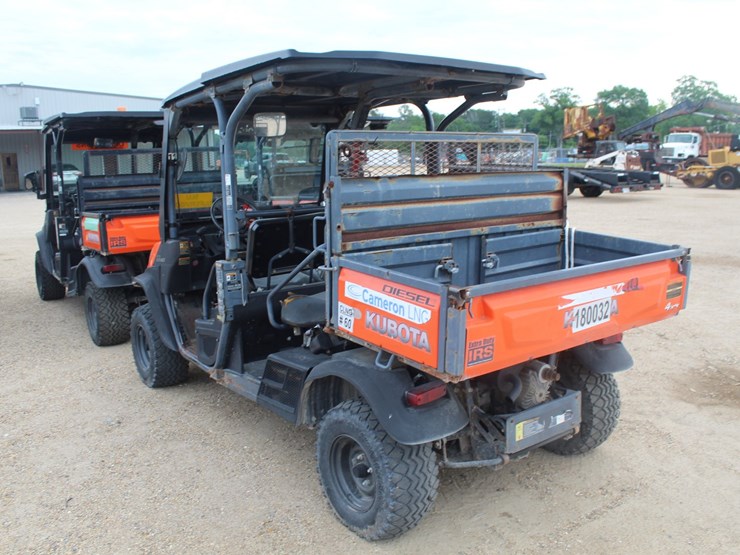2016-kubota-rtvx1140-image-3