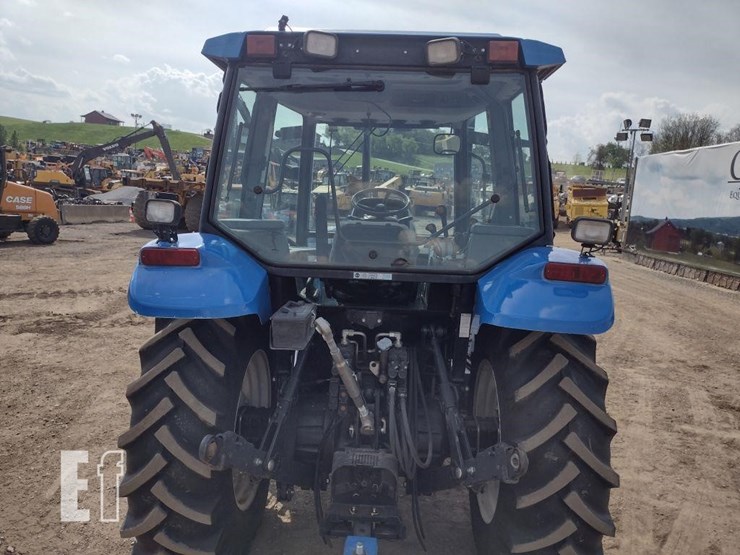 new-holland-ts110-image-4