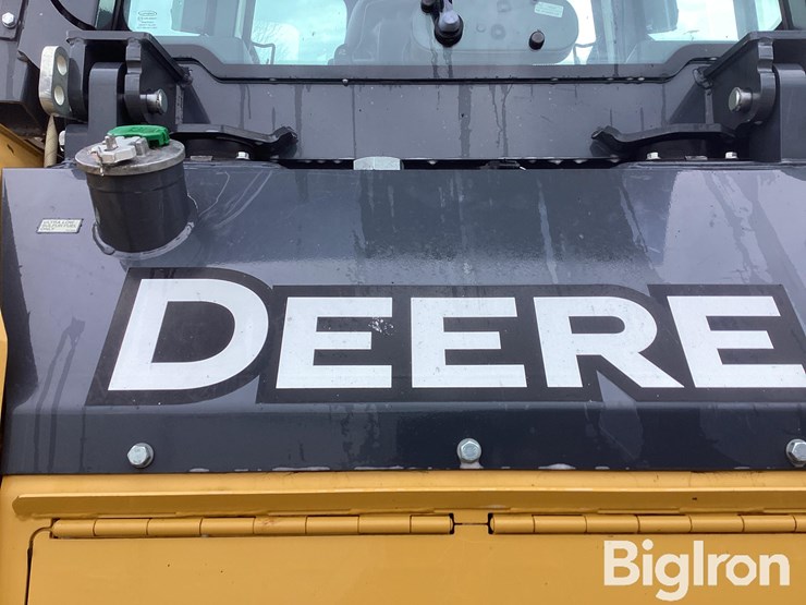 2018-deere-750k-image-13