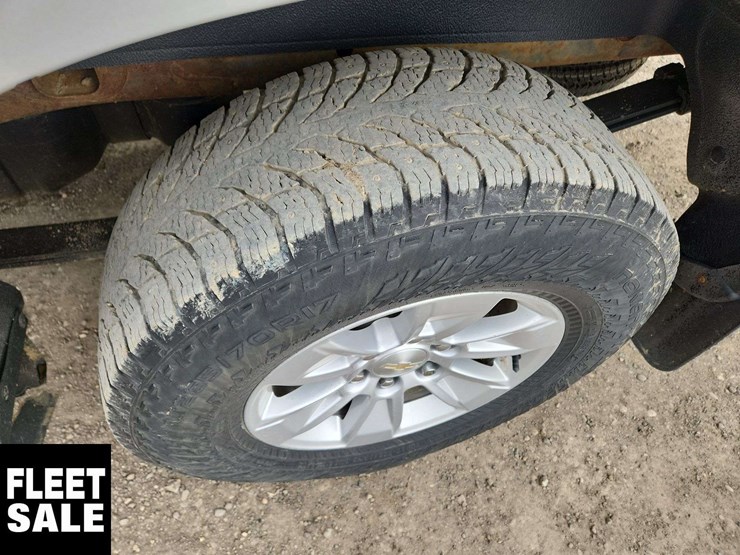 2022-chevrolet-silverado-1500-image-31