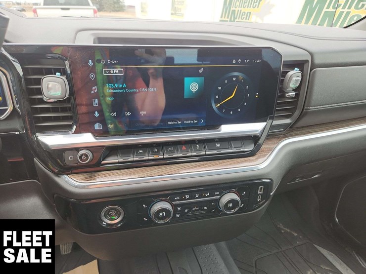 2023-chevrolet-silverado-1500-image-15