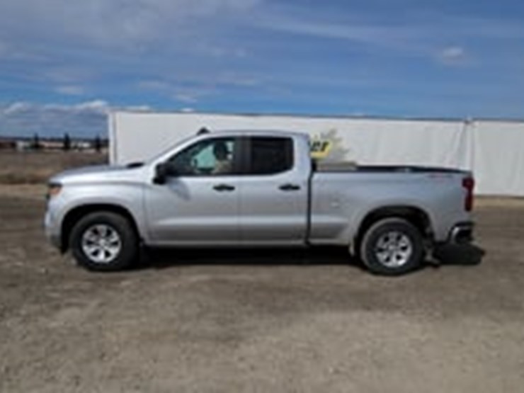 2022-chevrolet-silverado-1500-image-5