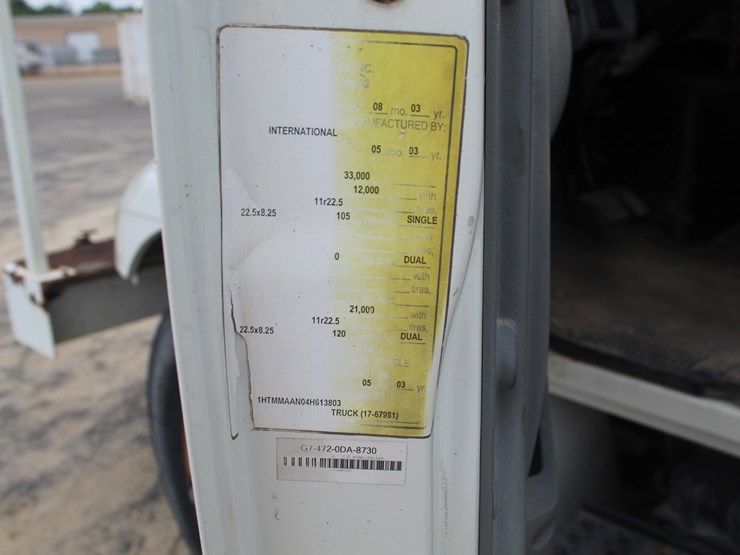 2004-international-durastar-4300-image-12