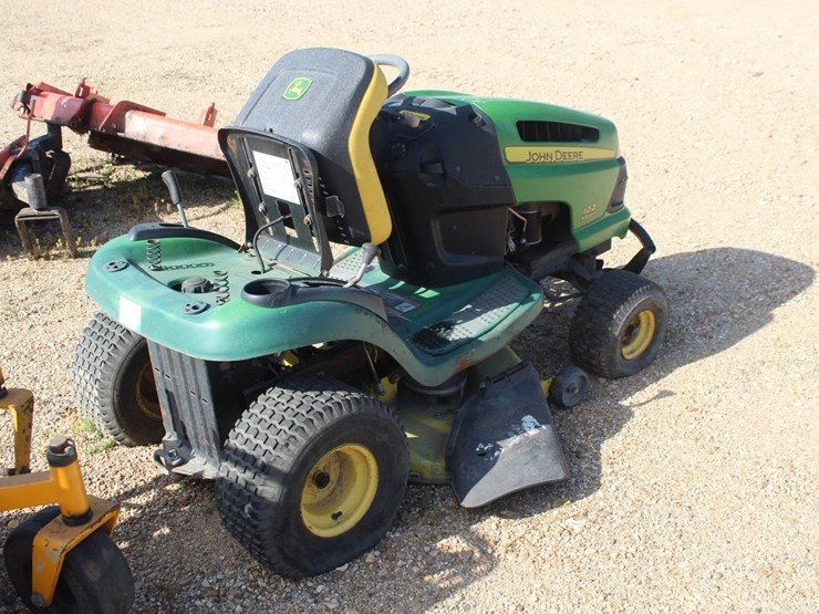john-deere-102-image-3