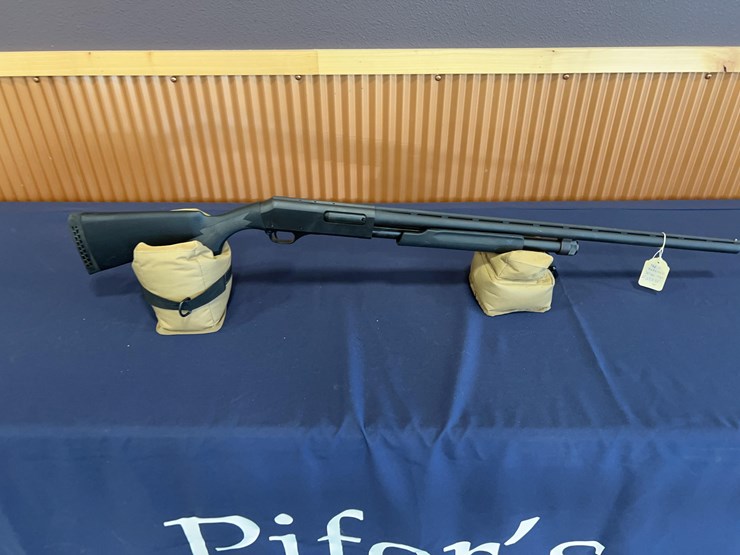new-england-firearms-h&r-1871-shotgun-image-2