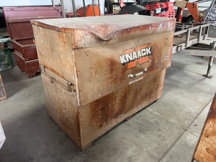 knaack-image-2
