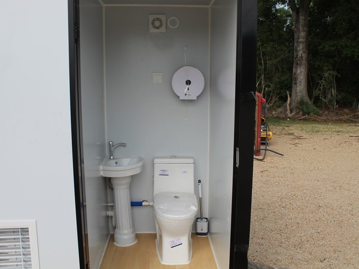 #36078-•-double-mobile-toilet-image-3
