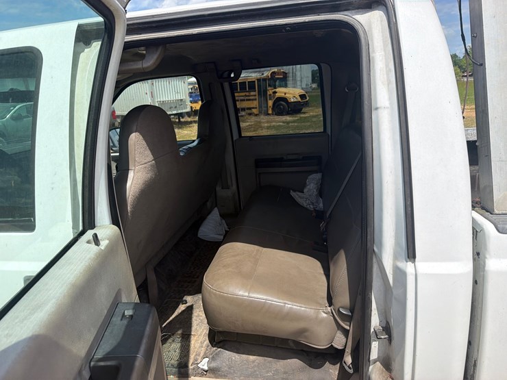 2008-ford-f350-image-10