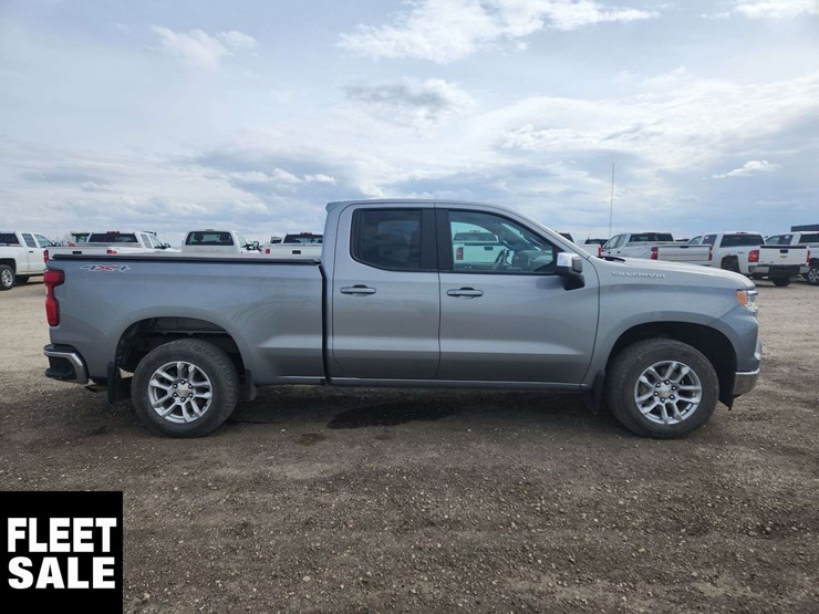 2024-chevrolet-silverado-1500-image-26