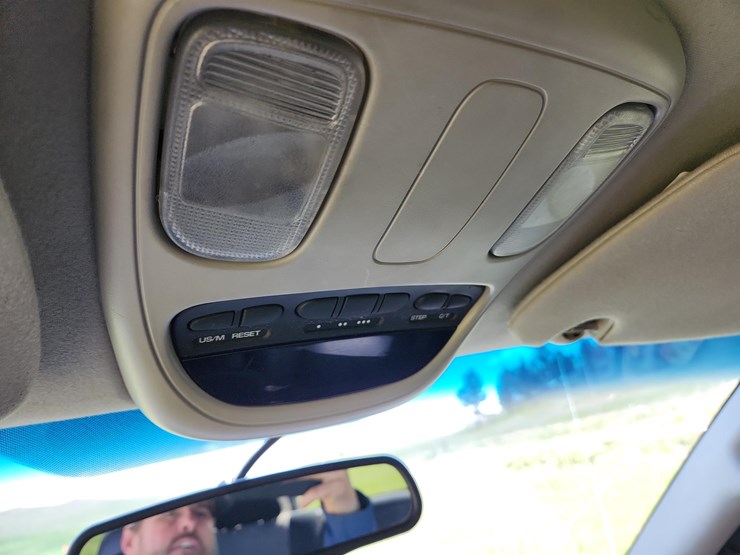 2004-dodge-ram-3500-image-36