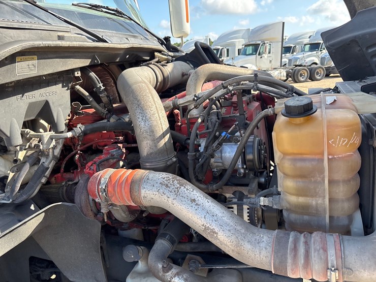 2015-international-prostar-image-18
