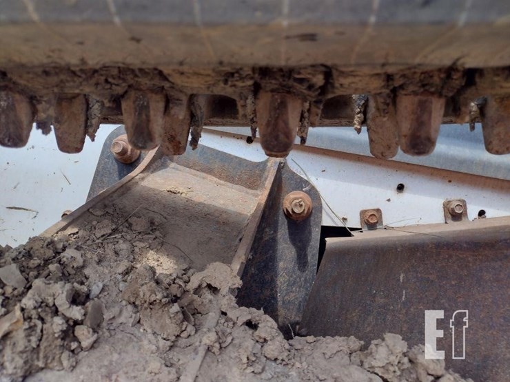 2021-bobcat-t76-image-17