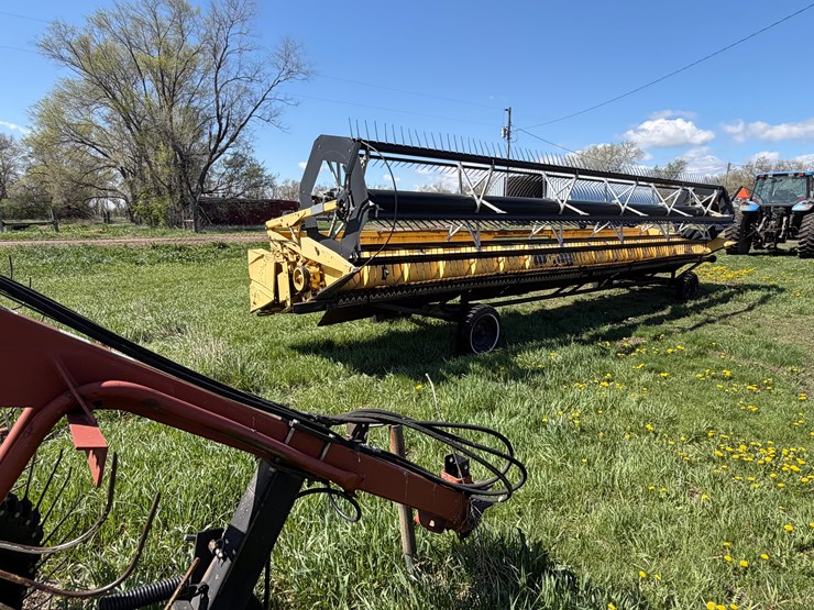 new-holland-973-image-3