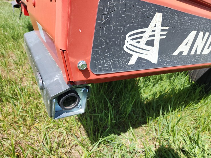 2017-anderson-hybrid-image-9