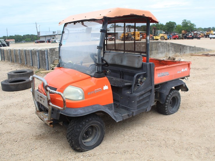 kubota-rtv900-image-1