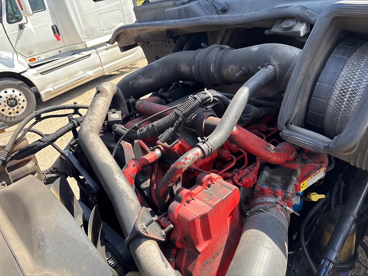 2014-international-prostar-image-17