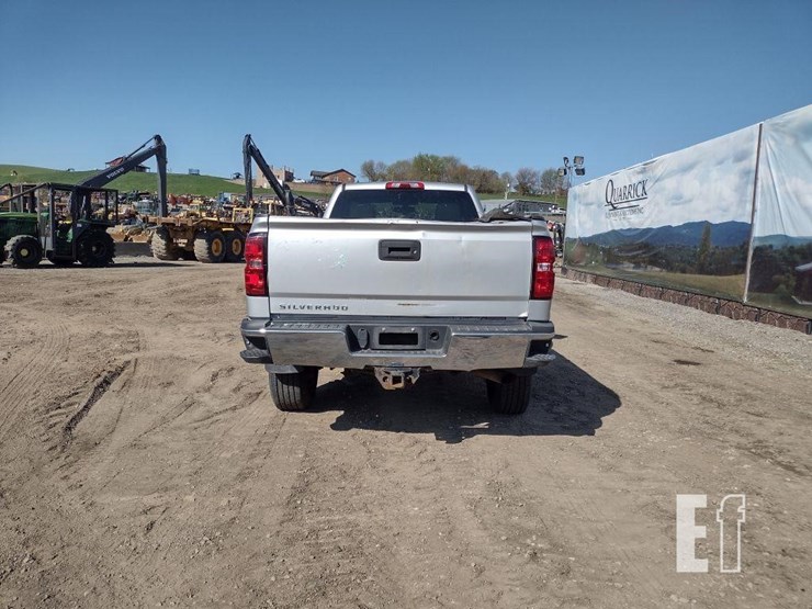 2016-chevrolet-2500hd-image-4