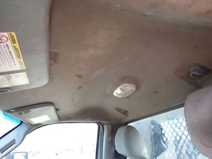 2012-ford-f550-xl-image-29