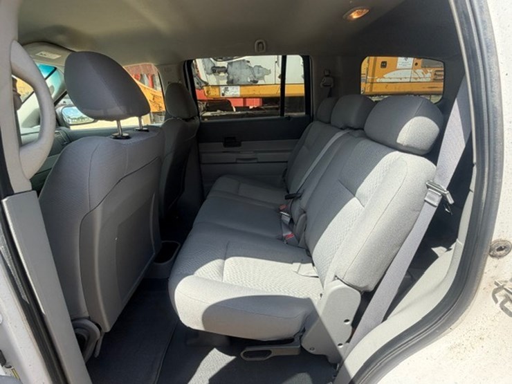 2009-dodge-durango-image-28