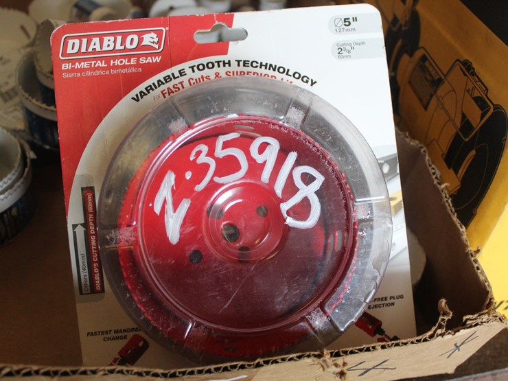#4-•-box-of-unused-hole-saws-image-2