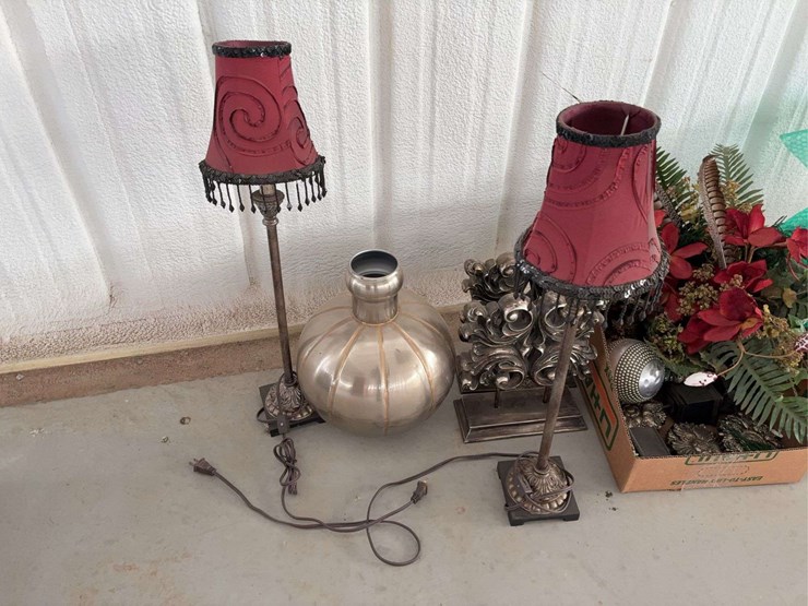 (2)-lamps-and-decorative-foliage-and-decor-image-2