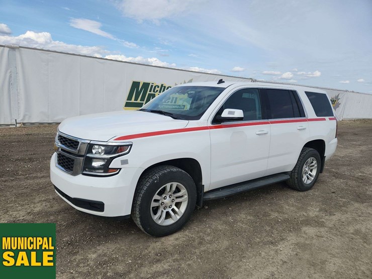 2015-chevrolet-tahoe-image-1