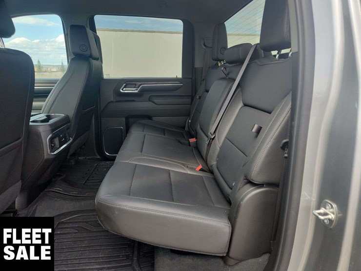2024-gmc-sierra-2500hd-image-19