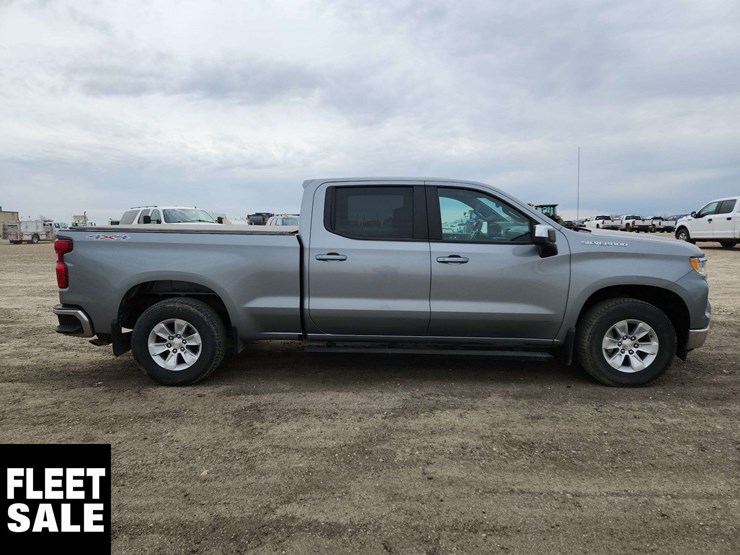 2023-chevrolet-silverado-1500-image-26