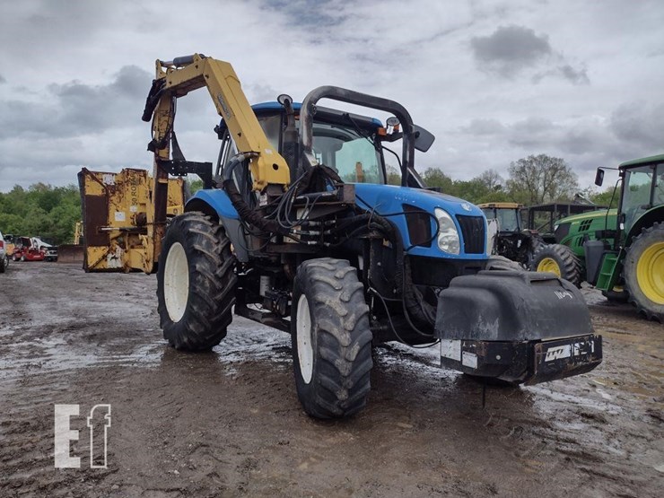 2011-new-holland-t6030-image-42