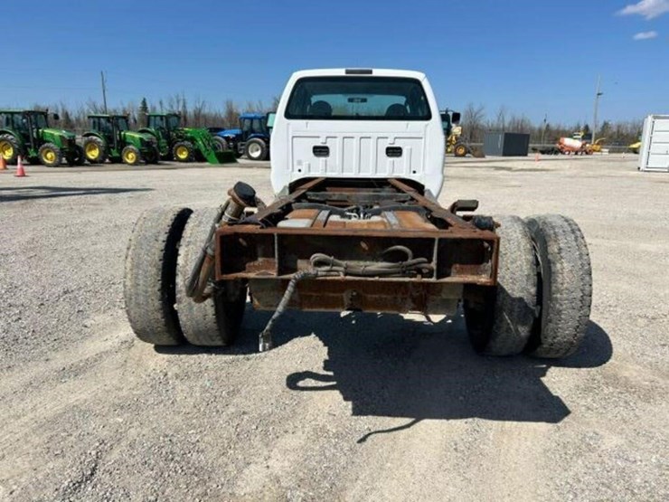 2008-ford-f550-xl-image-10