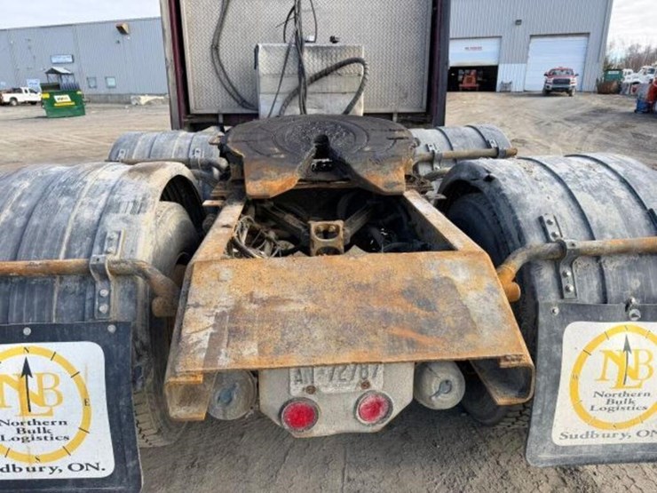 2007-kenworth-w900-image-41