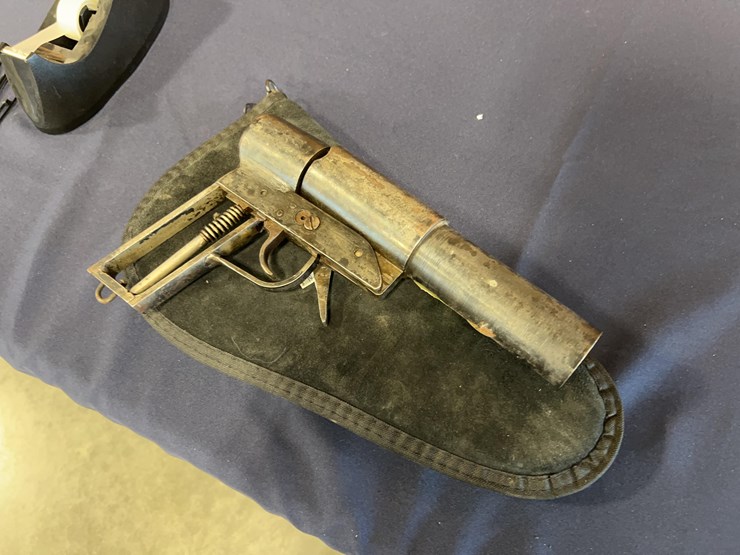 custom-made-large-caliber-pistol-image-2
