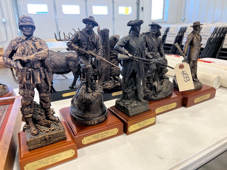 patriot-statues-image-4