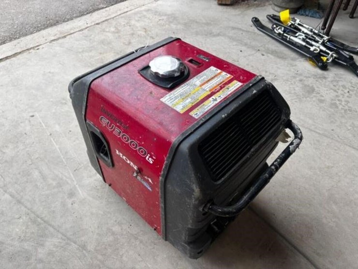 honda-eu3000is-image-4