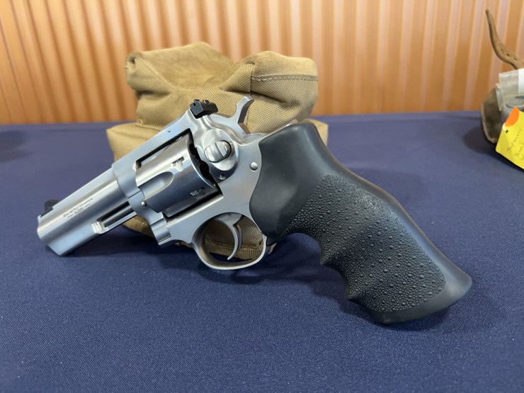 ruger-gp100-revolver-image-4