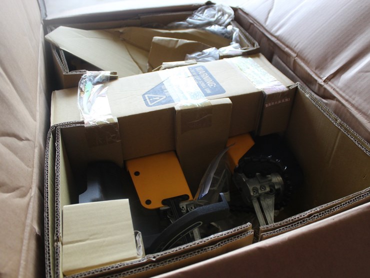#3406-•-dewalt-dw78-20in-speed-scroll-saw-image-3