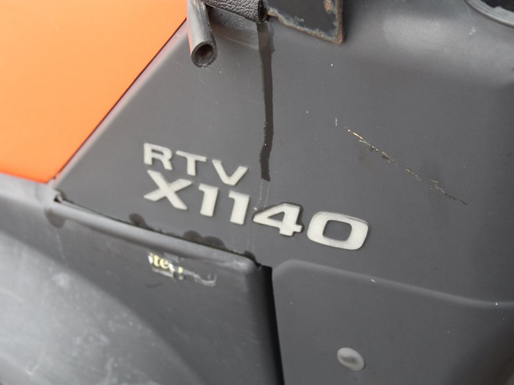2016-kubota-rtvx1140-image-6