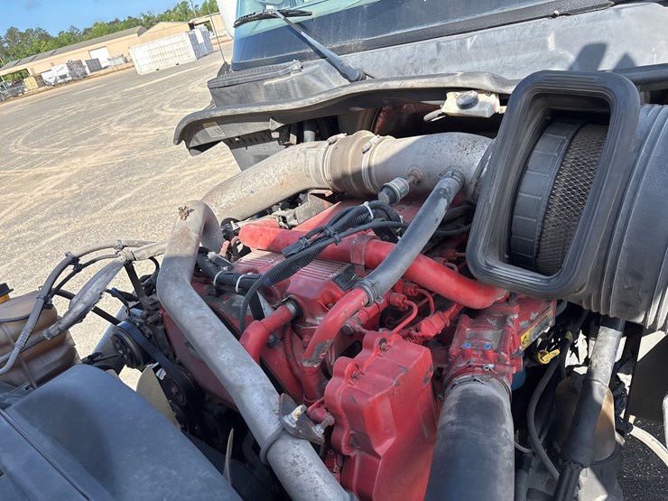 2015-international-prostar-image-17