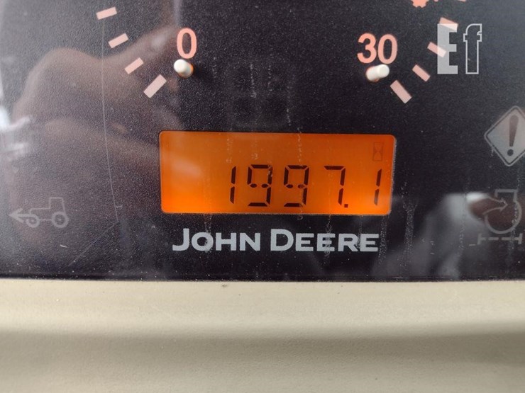 2011-john-deere-3720-image-6