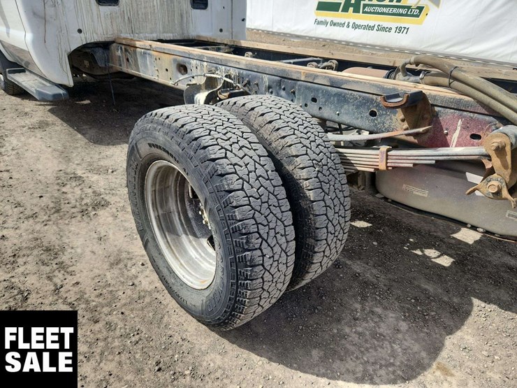 2012-ford-f350-xlt-image-28