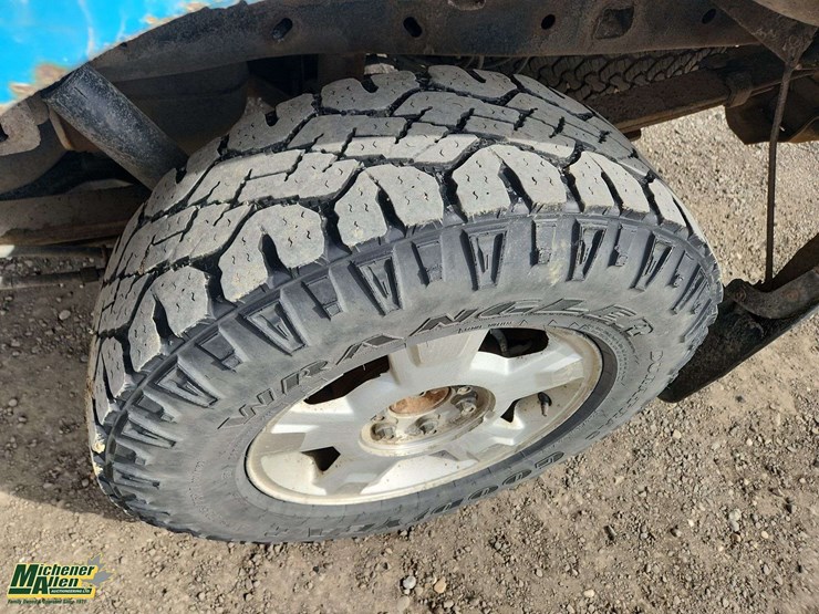 2014-ford-f150-image-13