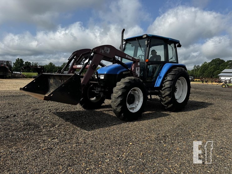 new-holland-7635-image-7