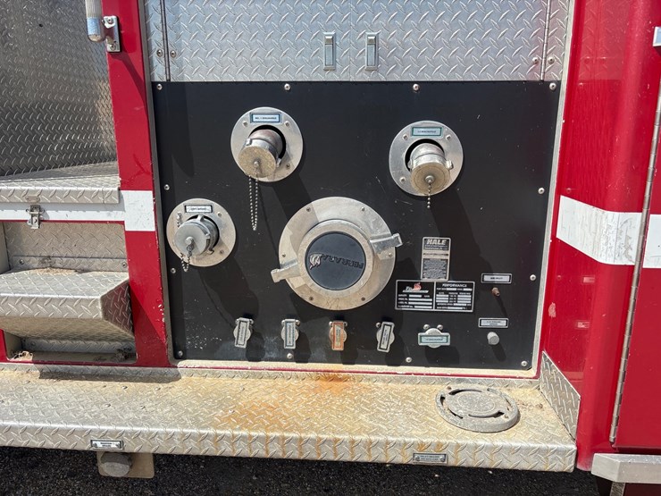 1997-freightliner-fl80-image-5