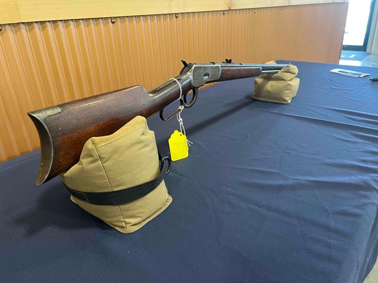 winchester-1892-rifle-image-3